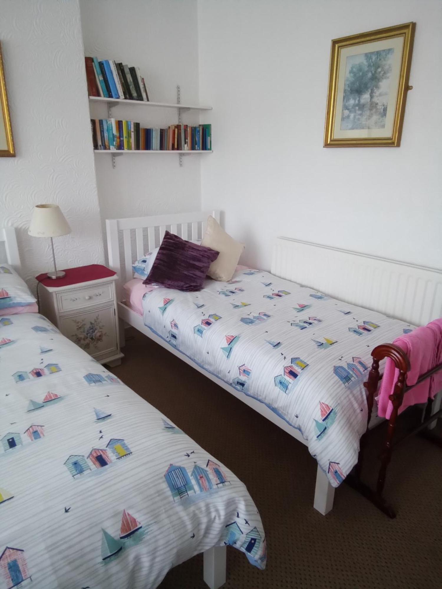 Applebys Guest House Holyhead Room photo